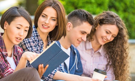 About R Square Career Guidance